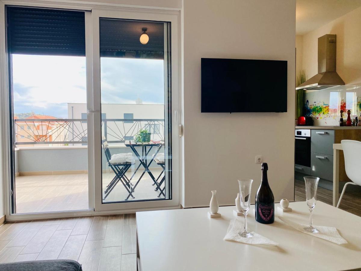 Apartment Tilda Trogir Bagian luar foto